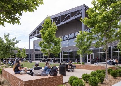 Cleburne HS_courtyard