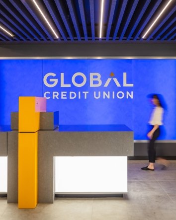 GlobalCredit-8761